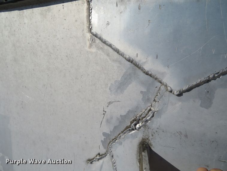 image for item EQ9308 1985 CMC end dump trailer