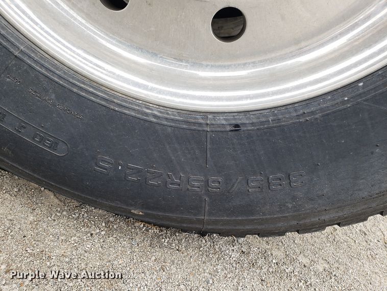 image for item ET9935 1990 Ford L8000 crane truck