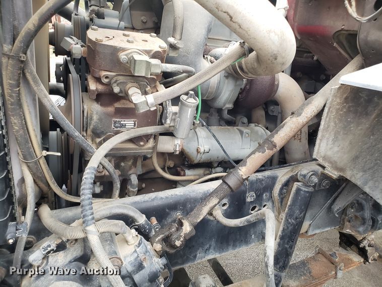 image for item ET9935 1990 Ford L8000 crane truck