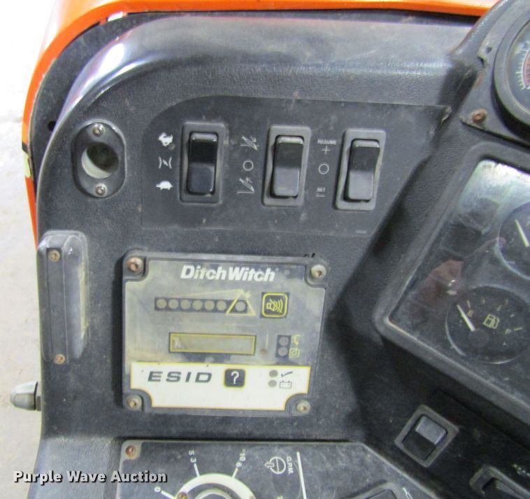 image for item FD9295 2005 Ditch Witch JT2020 directional boring unit