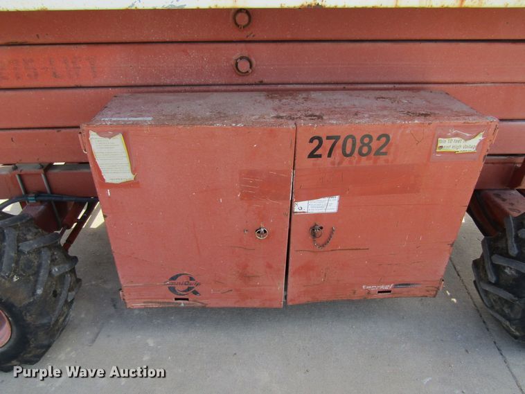 image for item FD9296 Snorkel SLH3284HD scissor lift