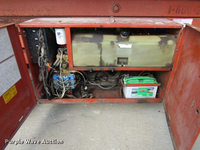 image for item FD9296 Snorkel SLH3284HD scissor lift