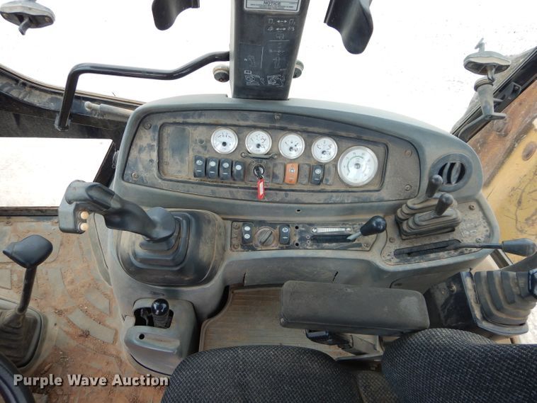 image for item FK9864 2004 Caterpillar 420D backhoe