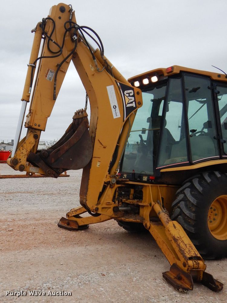 image for item FK9864 2004 Caterpillar 420D backhoe