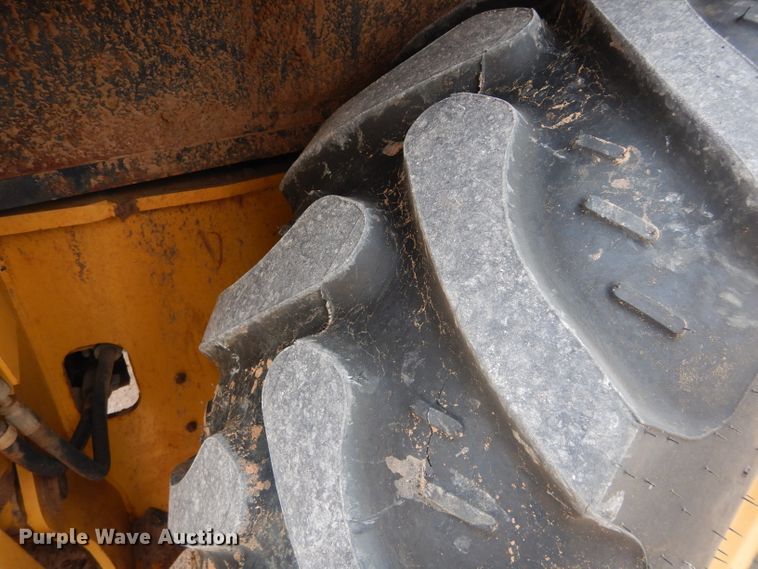 image for item FK9864 2004 Caterpillar 420D backhoe