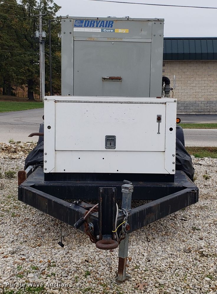 image for item FW9527 2004 DryAir 2100-0600C ground heater