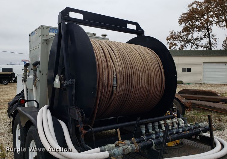 image for item FW9527 2004 DryAir 2100-0600C ground heater