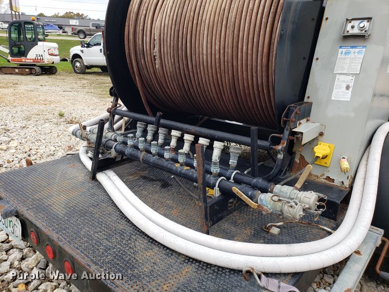 image for item FW9527 2004 DryAir 2100-0600C ground heater