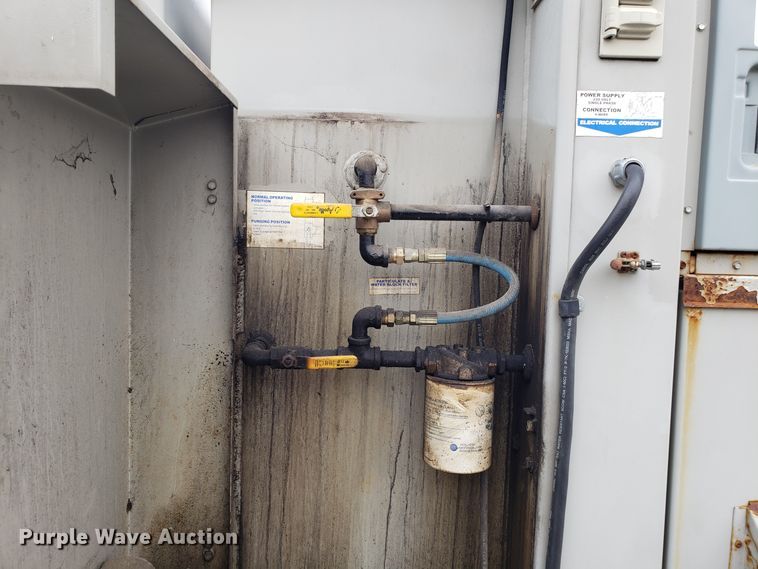 image for item FW9527 2004 DryAir 2100-0600C ground heater