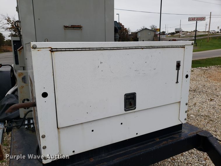 image for item FW9527 2004 DryAir 2100-0600C ground heater