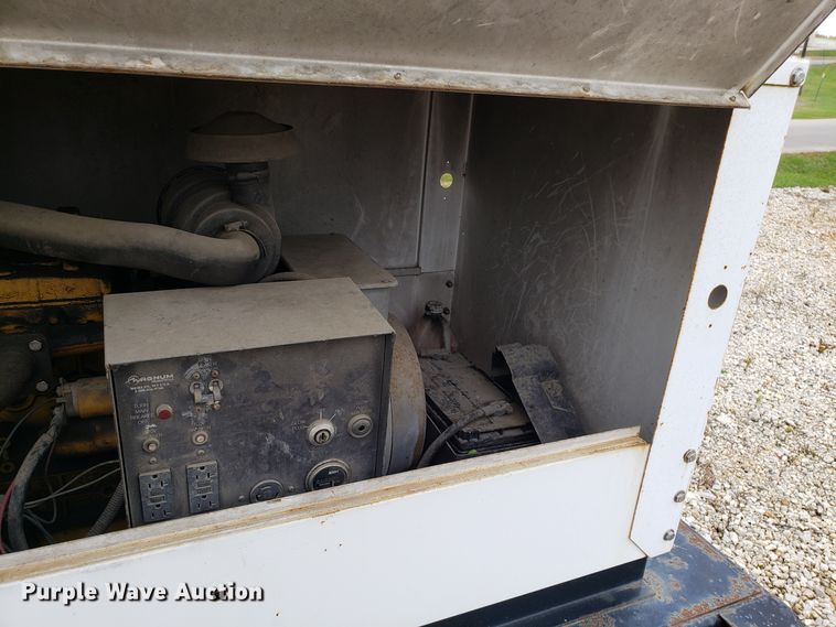 image for item FW9527 2004 DryAir 2100-0600C ground heater