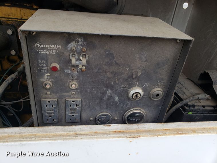 image for item FW9527 2004 DryAir 2100-0600C ground heater