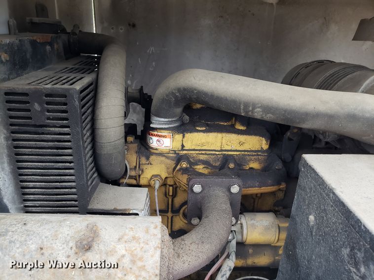 image for item FW9527 2004 DryAir 2100-0600C ground heater