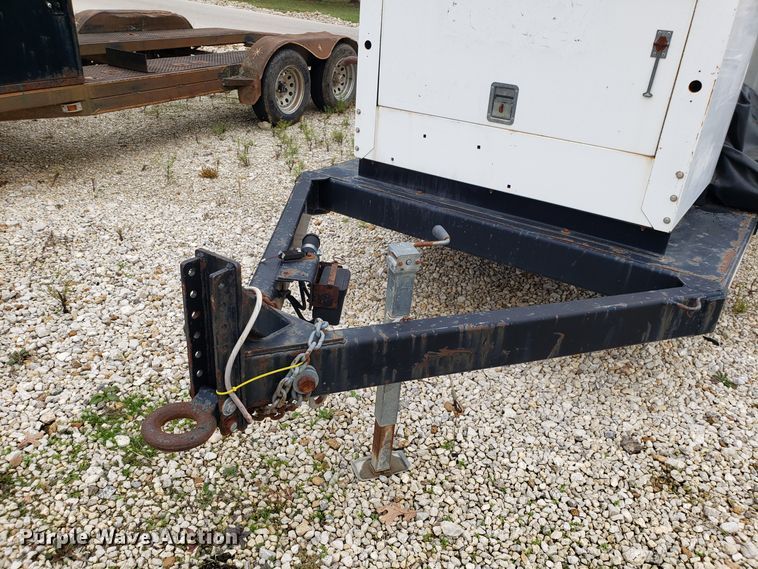 image for item FW9527 2004 DryAir 2100-0600C ground heater