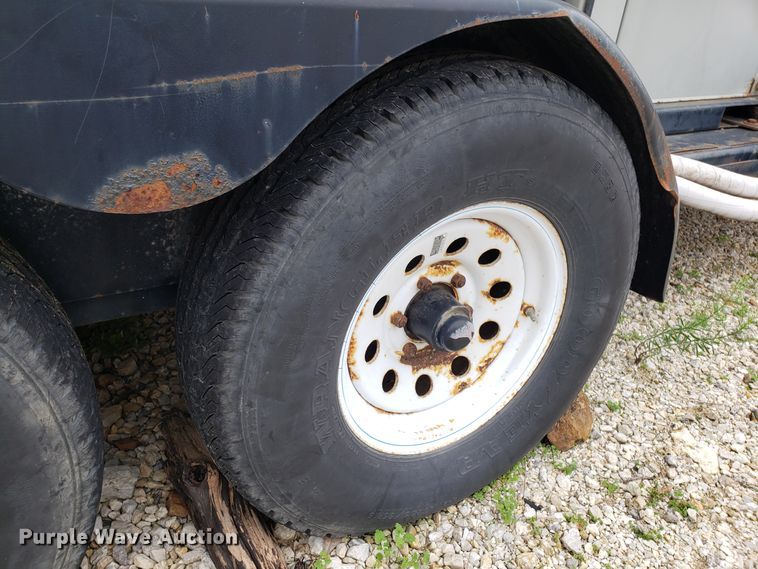 image for item FW9527 2004 DryAir 2100-0600C ground heater