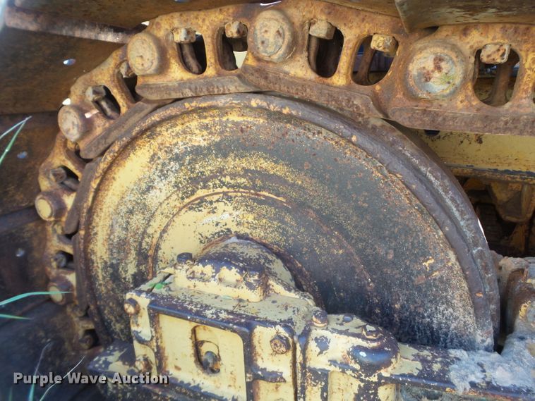 image for item GC9051 Caterpillar D7 dozer