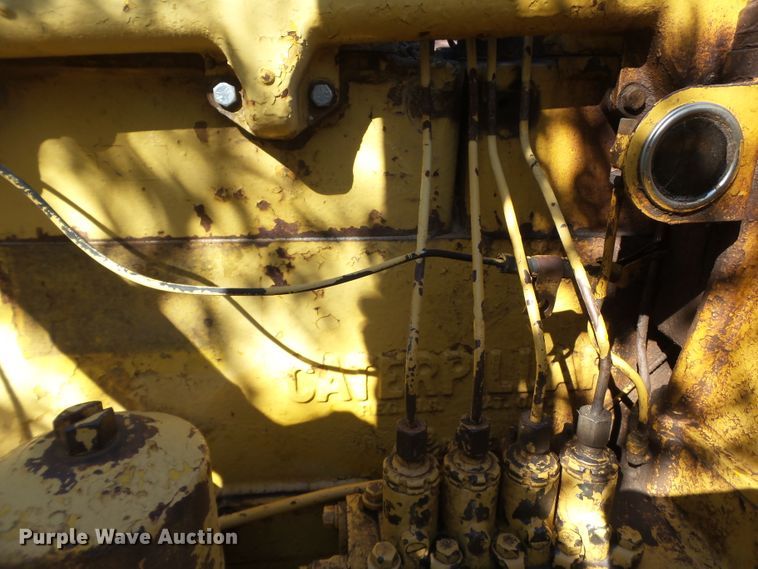 image for item GC9051 Caterpillar D7 dozer