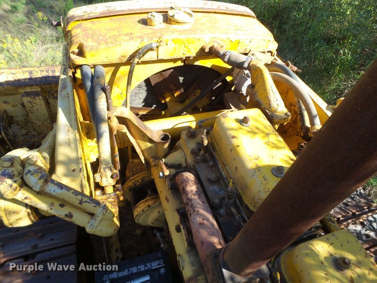 image for item GC9051 Caterpillar D7 dozer