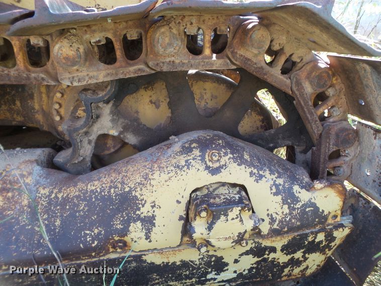 image for item GC9051 Caterpillar D7 dozer