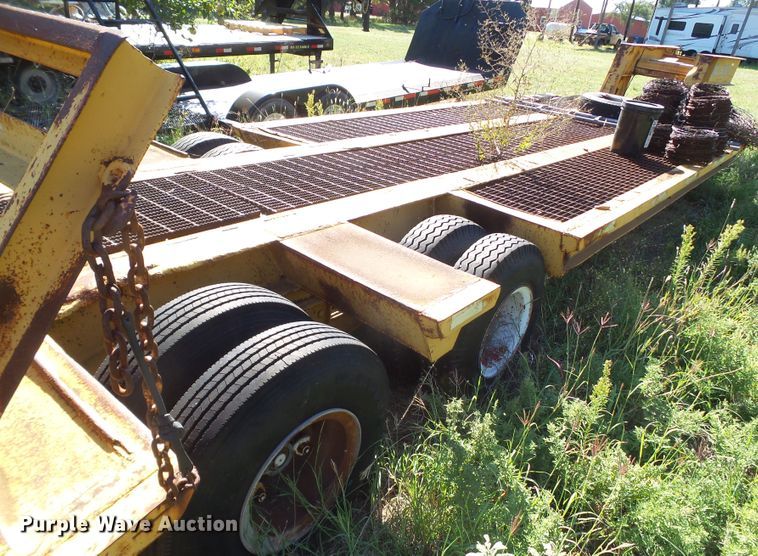 image for item GC9052 1997 shop built equipment trailer