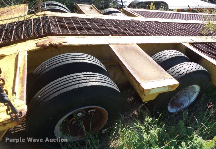 image for item GC9052 1997 shop built equipment trailer