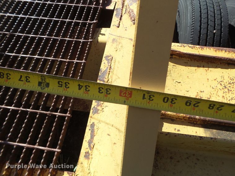 image for item GC9052 1997 shop built equipment trailer