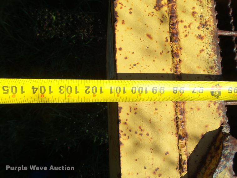 image for item GC9052 1997 shop built equipment trailer