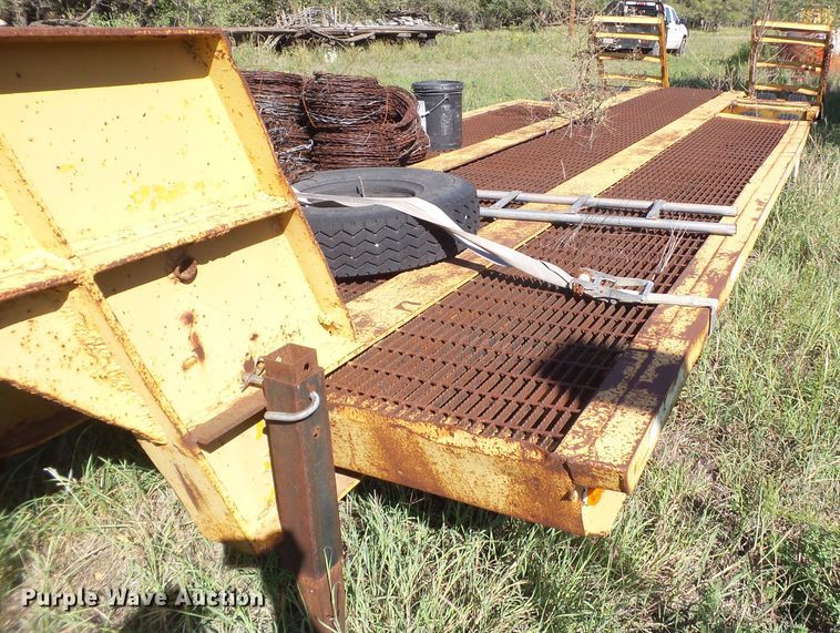 image for item GC9052 1997 shop built equipment trailer