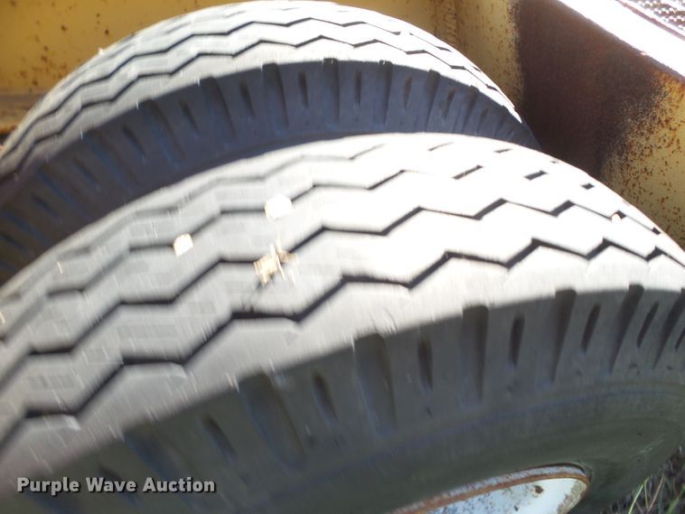 image for item GC9052 1997 shop built equipment trailer