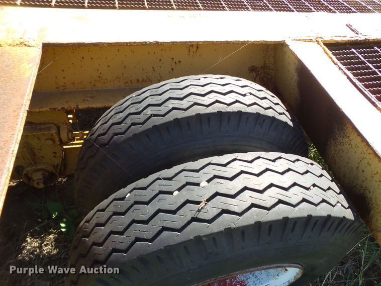 image for item GC9052 1997 shop built equipment trailer