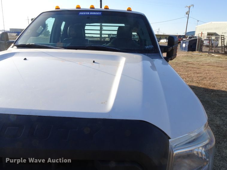 image for item GC9080 2015 Ford F350 Super Duty SuperCab flatbed pickup truck