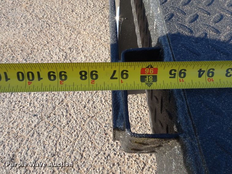 image for item GC9080 2015 Ford F350 Super Duty SuperCab flatbed pickup truck