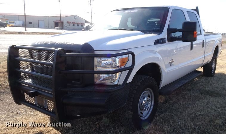 image for item GC9081 2016 Ford F350 Super Duty Crew Cab pickup truck