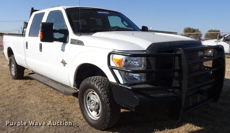 image for item GC9081 2016 Ford F350 Super Duty Crew Cab pickup truck