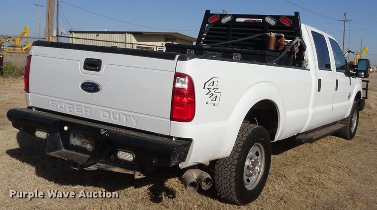 image for item GC9081 2016 Ford F350 Super Duty Crew Cab pickup truck