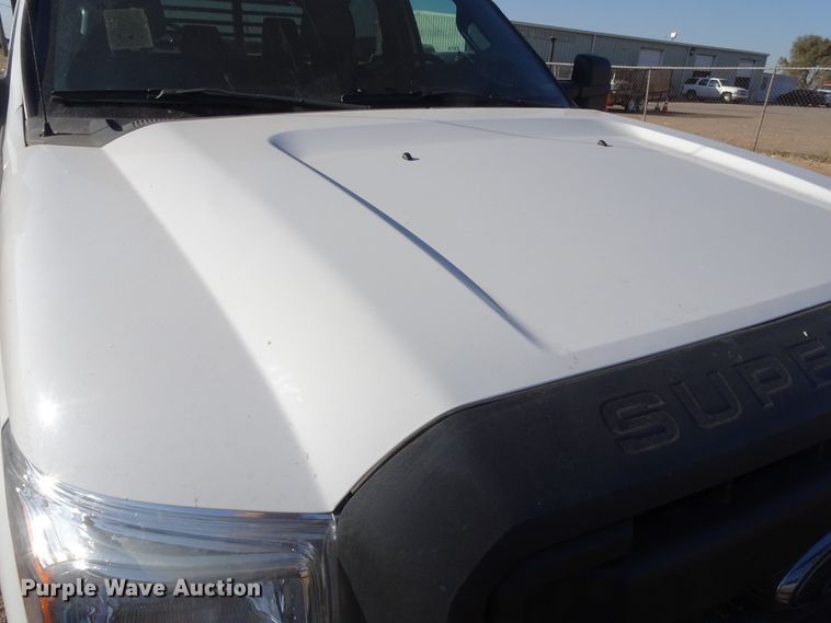 image for item GC9081 2016 Ford F350 Super Duty Crew Cab pickup truck