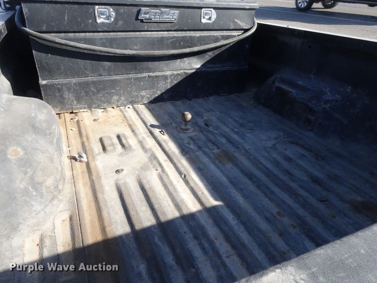 image for item GC9081 2016 Ford F350 Super Duty Crew Cab pickup truck