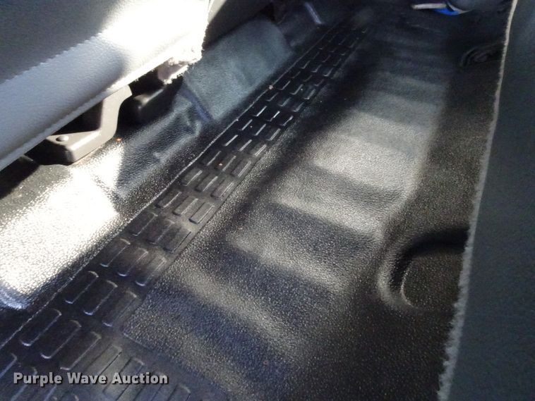 image for item GC9081 2016 Ford F350 Super Duty Crew Cab pickup truck