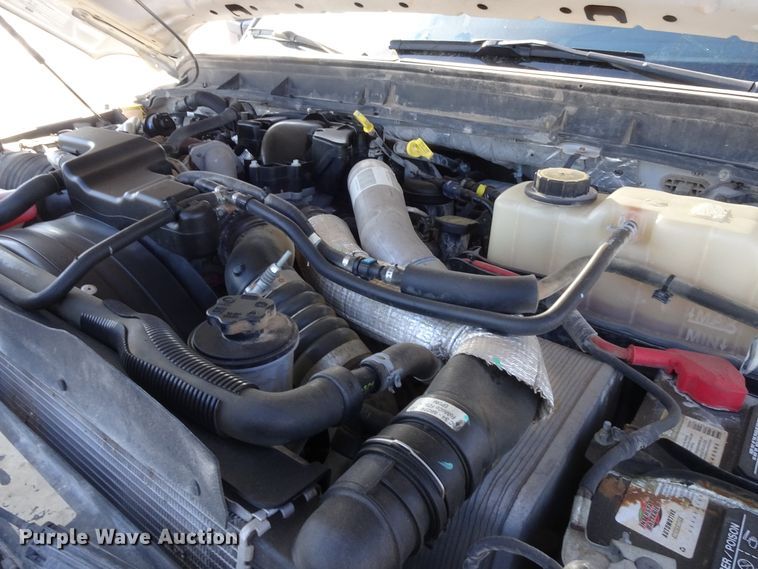 image for item GC9081 2016 Ford F350 Super Duty Crew Cab pickup truck