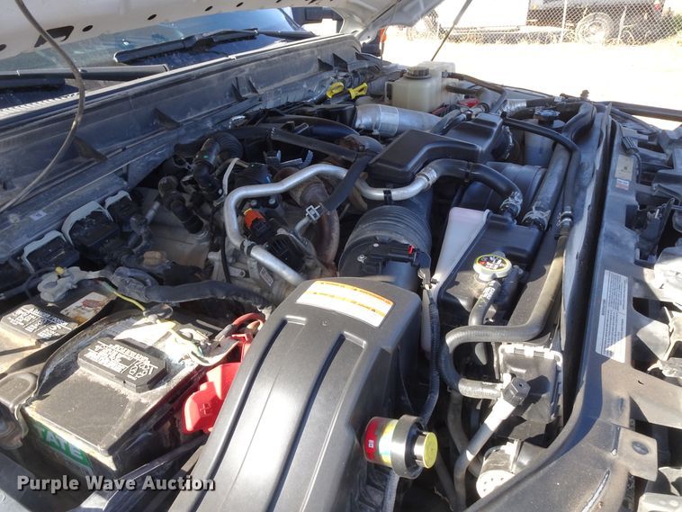 image for item GC9081 2016 Ford F350 Super Duty Crew Cab pickup truck