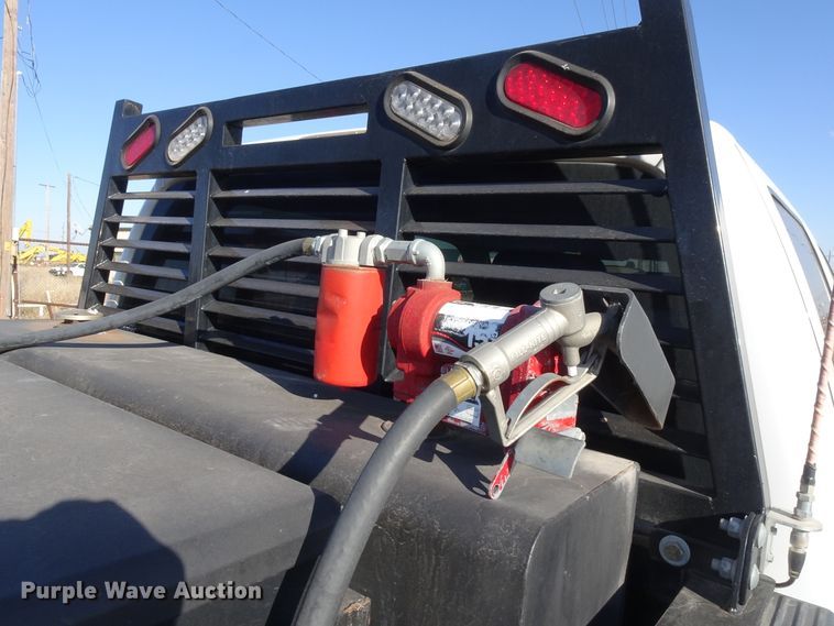 image for item GC9082 2016 Ford F350 Super Duty Crew Cab pickup truck