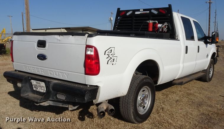 image for item GC9083 2015 Ford F350 Super Duty Crew Cab pickup truck