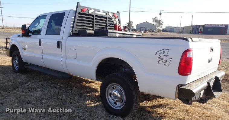 image for item GC9083 2015 Ford F350 Super Duty Crew Cab pickup truck