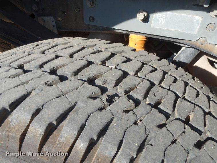 image for item GC9083 2015 Ford F350 Super Duty Crew Cab pickup truck