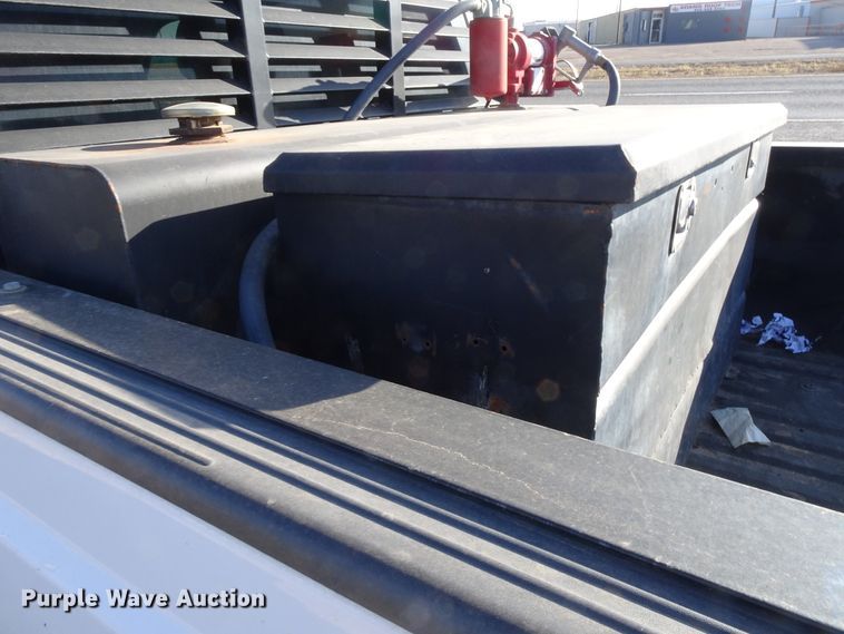 image for item GC9083 2015 Ford F350 Super Duty Crew Cab pickup truck