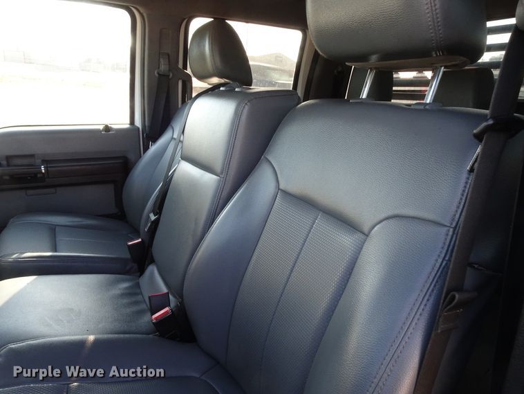 image for item GC9083 2015 Ford F350 Super Duty Crew Cab pickup truck