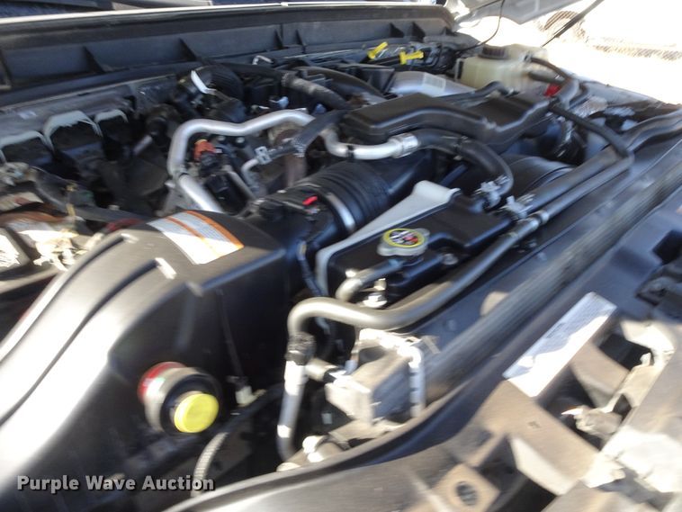 image for item GC9083 2015 Ford F350 Super Duty Crew Cab pickup truck