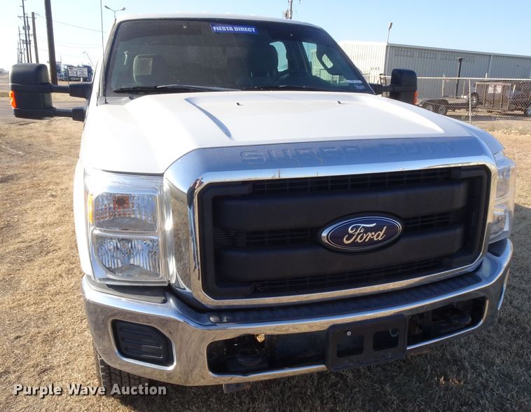 image for item GC9084 2016 Ford F250 Super Duty Crew Cab pickup truck