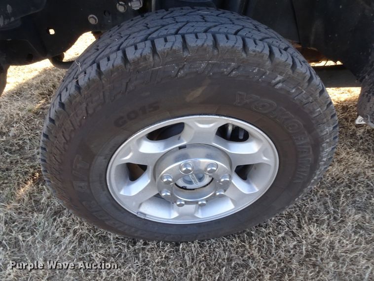 image for item GC9084 2016 Ford F250 Super Duty Crew Cab pickup truck