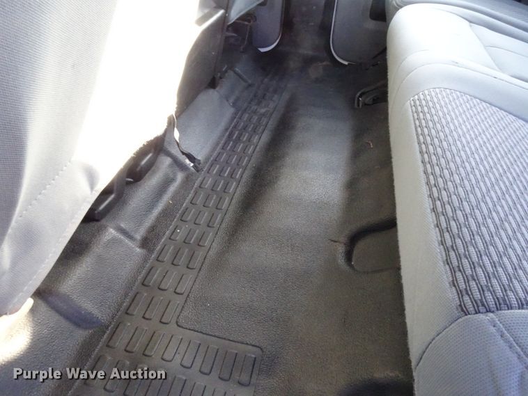 image for item GC9084 2016 Ford F250 Super Duty Crew Cab pickup truck